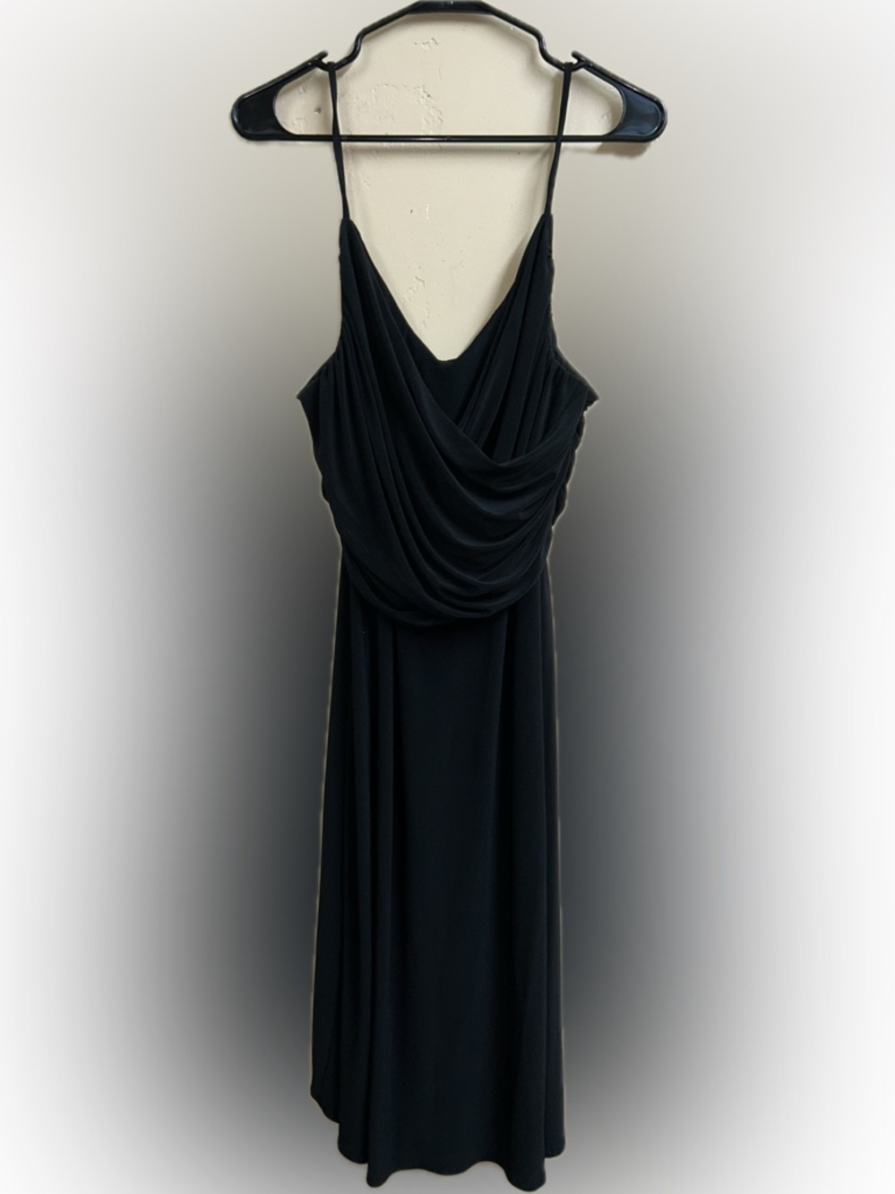 🔥5/$35🔥 Sandra Darren Black Midi Dress with Draped V-Neck | Size 14 - Picture 2 of 7